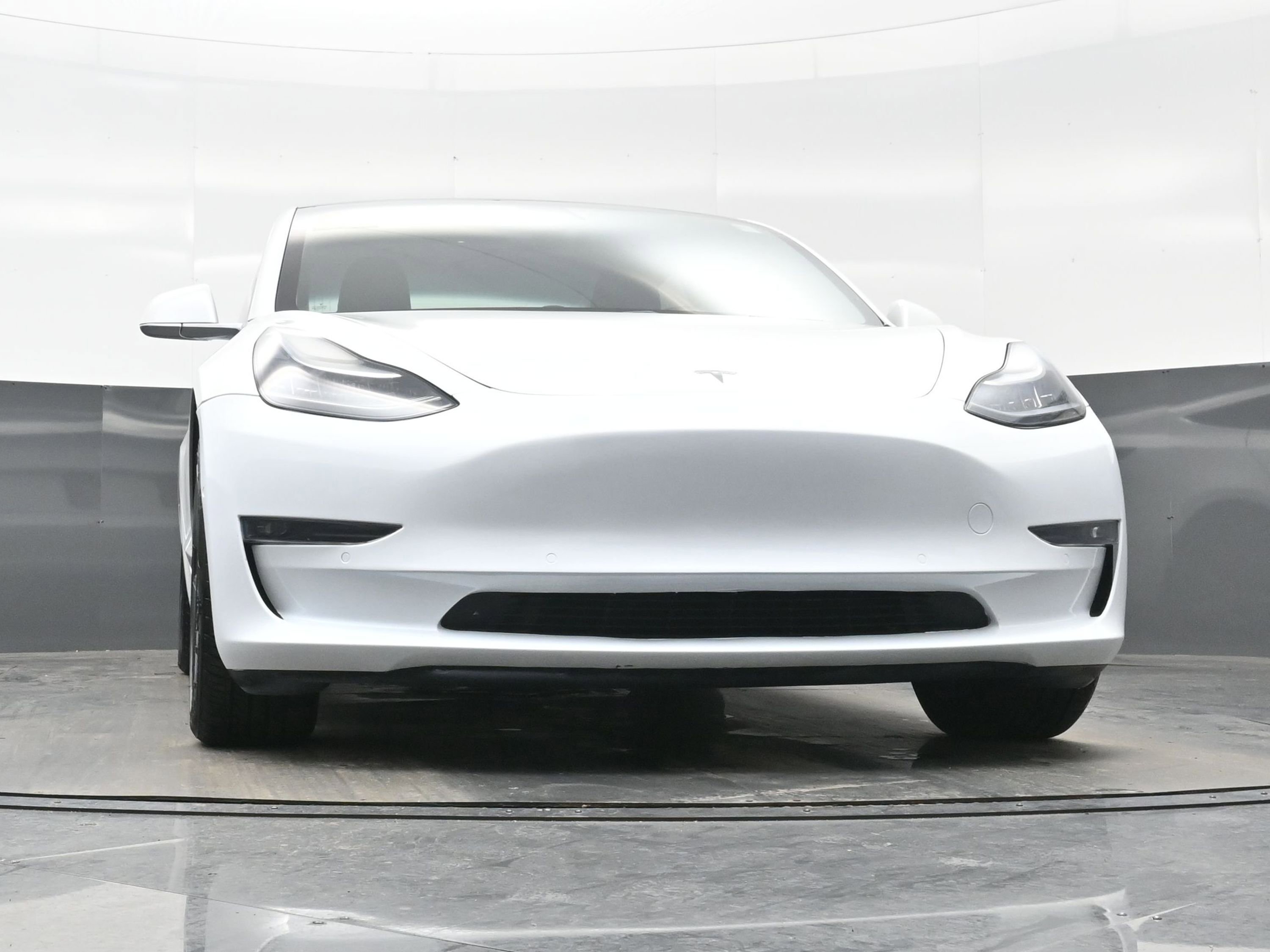 Used 2018 Tesla Model 3 Long Range image 30
