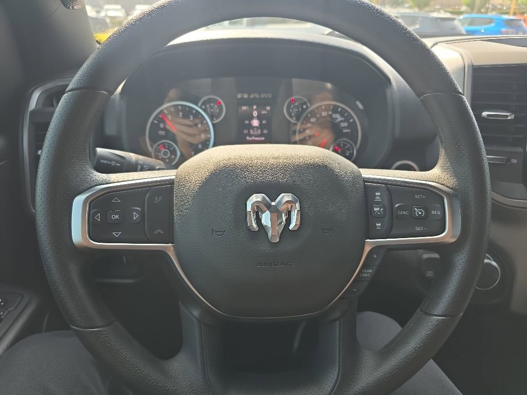New 2026 RAM 1500 Express AWD/4WD image 12