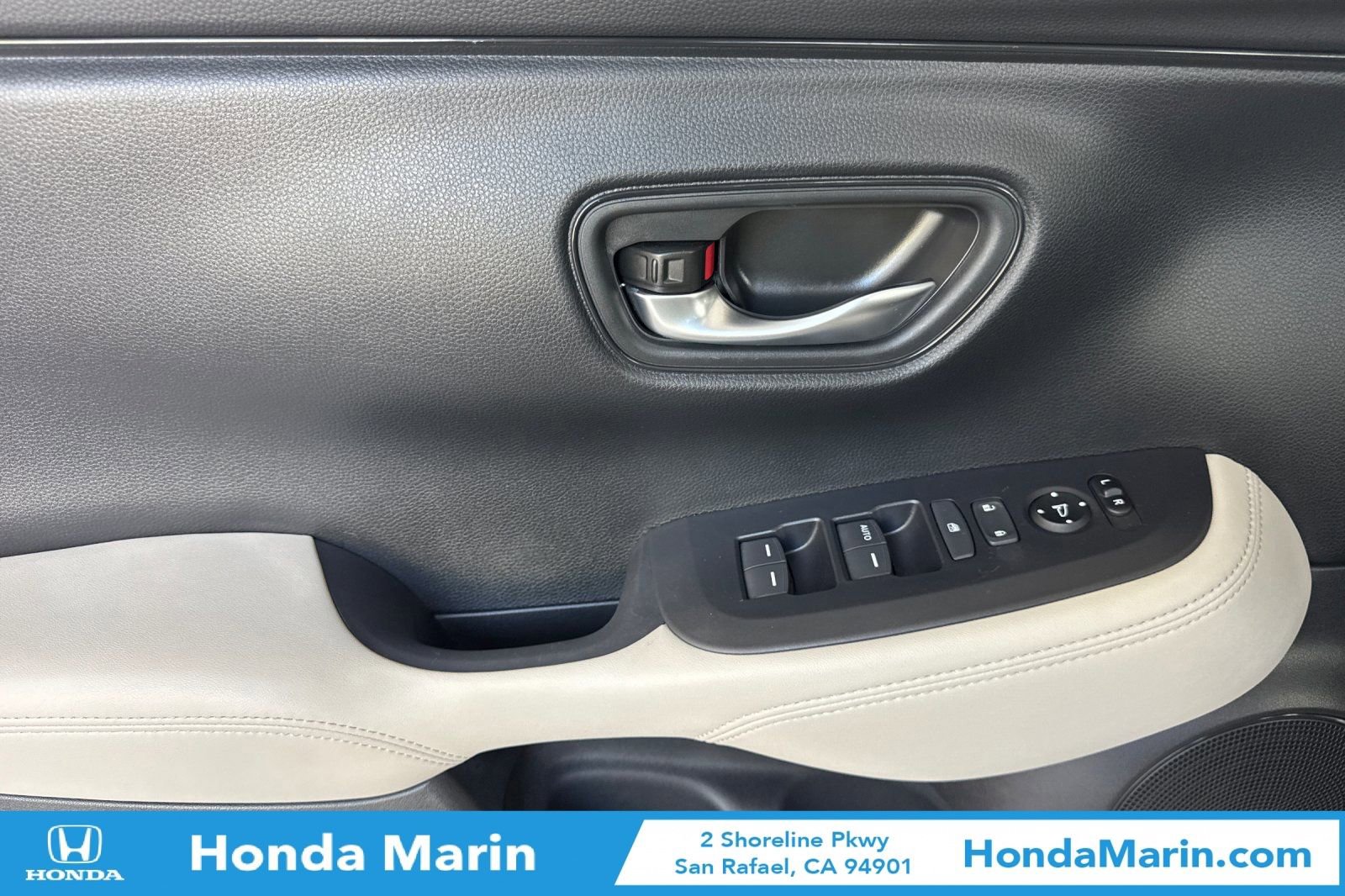 Certified 2025 Honda HR-V LX image 13