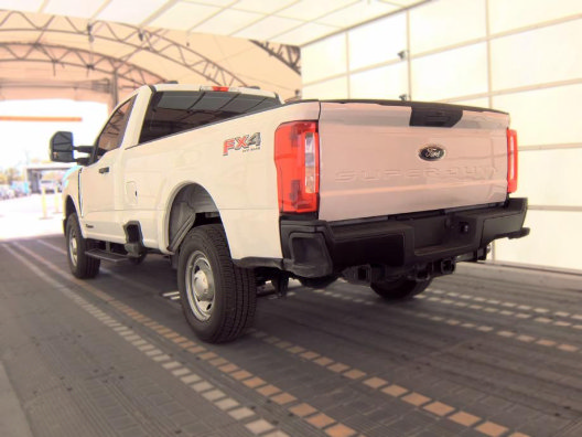 Used 2025 Ford F250 XL w/ FX4 Off-Road Package AWD/4WD image 4
