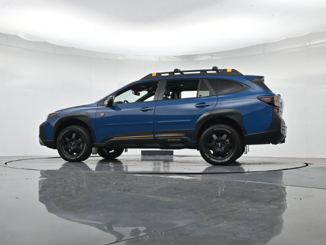 Used 2025 Subaru Outback Wilderness AWD/4WD image 39