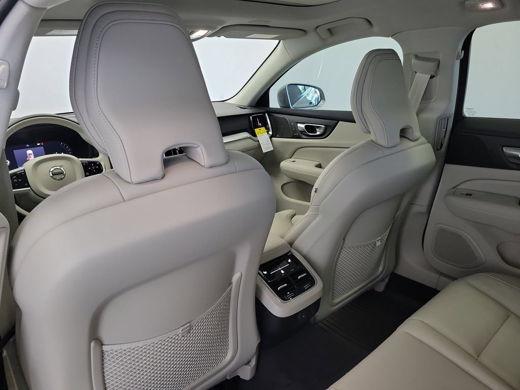 New 2026 Volvo V60 B5 Cross Country Ultra w/ Protection Package Premier AWD/4WD image 14