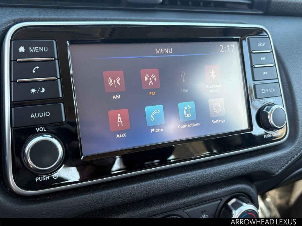 Used 2020 Nissan Versa S FWD image 27