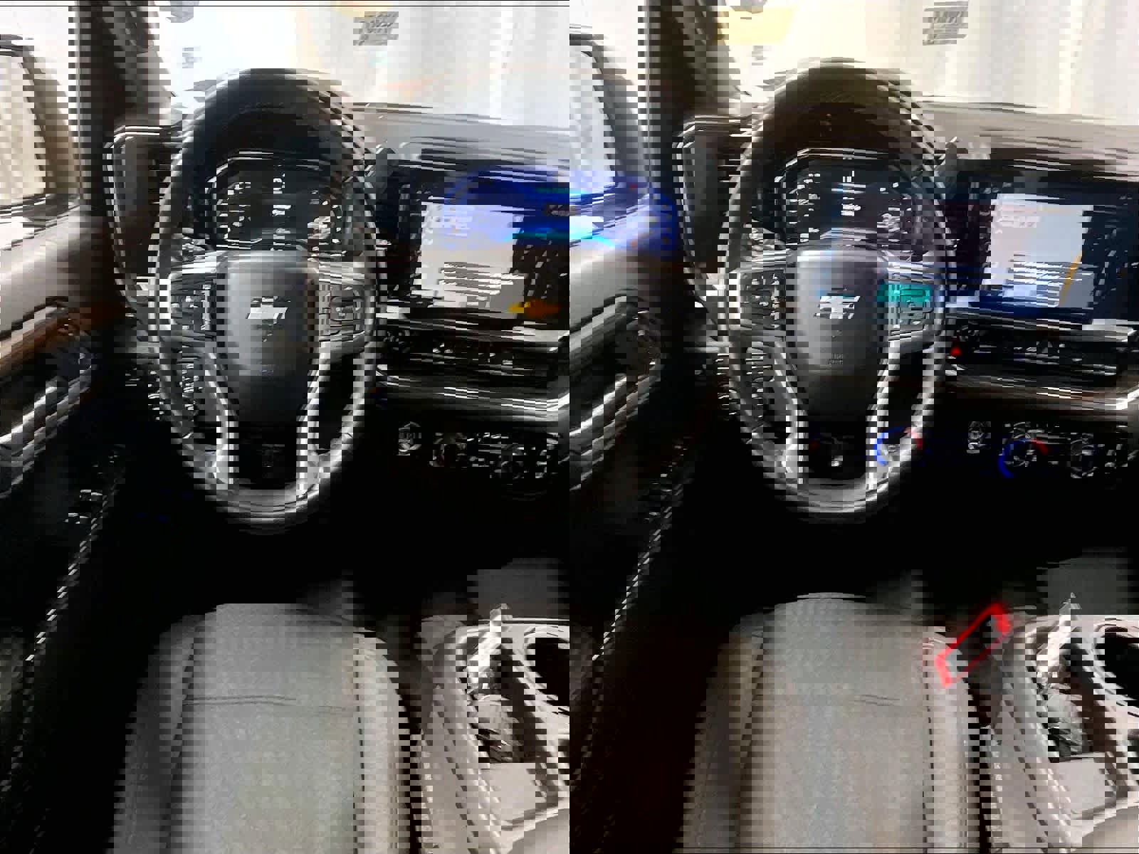 Used 2024 Chevrolet Silverado 1500 LT image 17