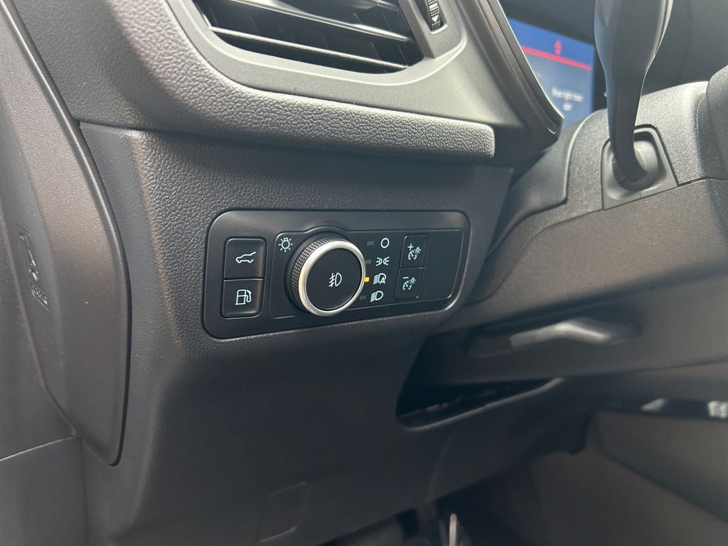 Used 2025 Ford Escape SE FWD image 19