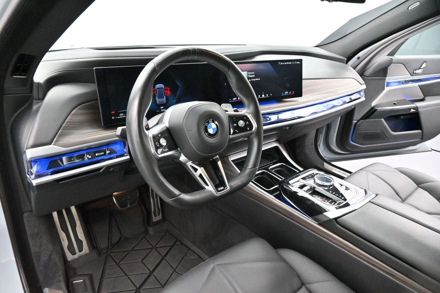 Used 2024 BMW 740i xDrive w/ Premium Package AWD/4WD image 16