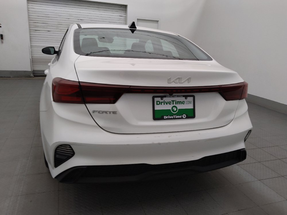 Used 2023 Kia Forte LXS w/ LXS Technology Package FWD image 6