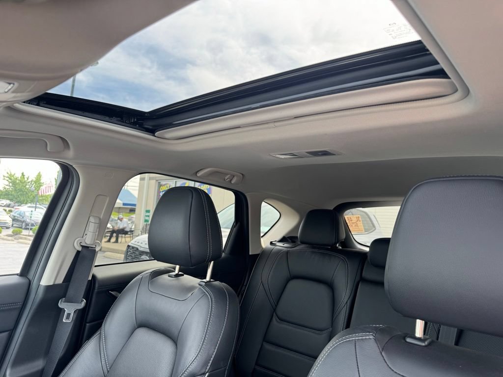 Used 2025 MAZDA CX-5 AWD 2.5 S w/ Preferred Package image 16