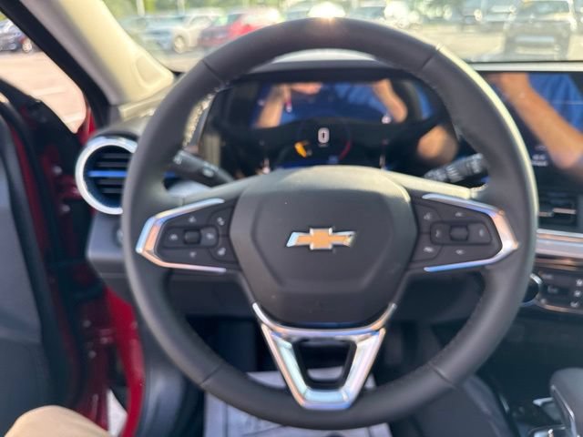 New 2026 Chevrolet Trax LT w/ Driver Confidence Package FWD image 15