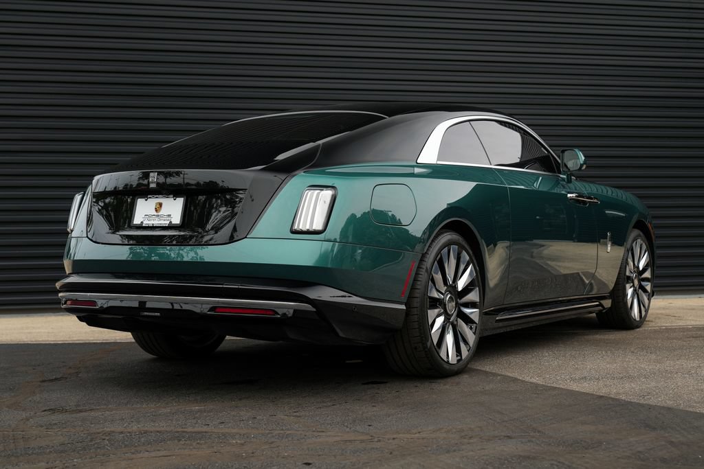 Used 2024 Rolls-Royce Spectre w/ Spectre Launch Package AWD/4WD image 15
