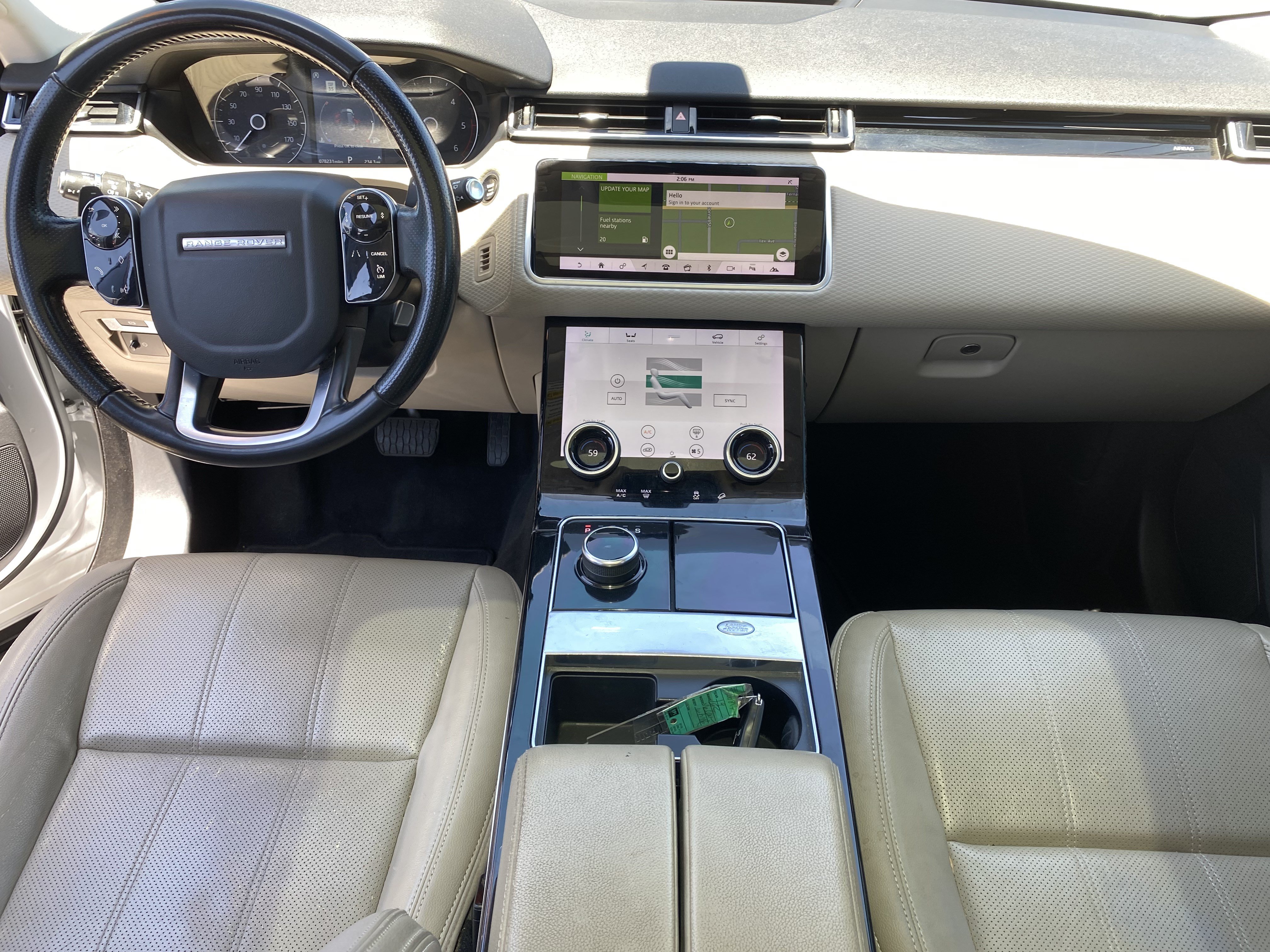 Used 2019 Land Rover Range Rover Velar S AWD/4WD image 22