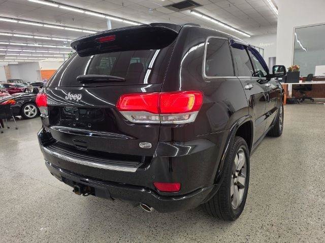 Used 2014 Jeep Grand Cherokee Overland w/ Advanced Technology Group AWD/4WD image 4