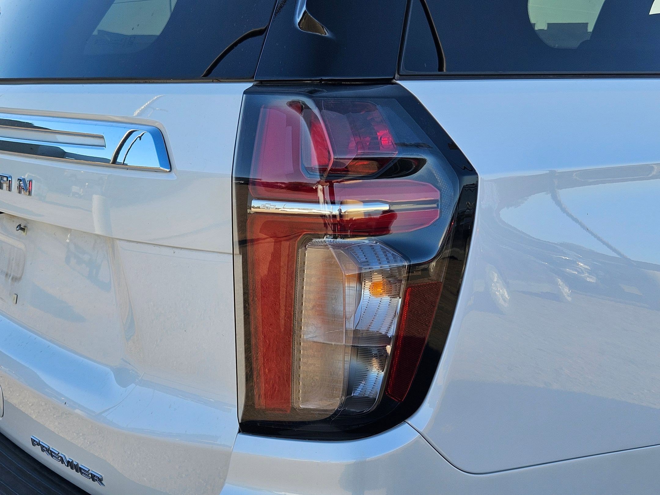 Used 2024 Chevrolet Suburban Premier AWD/4WD image 12