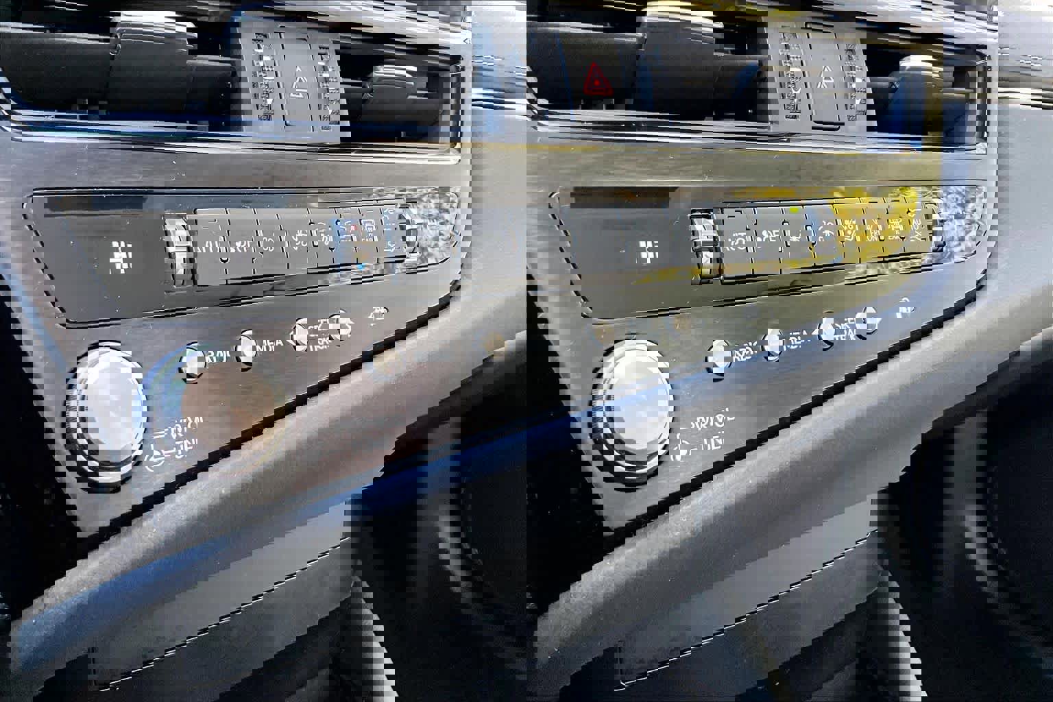 Used 2023 Lexus ES 350 image 32