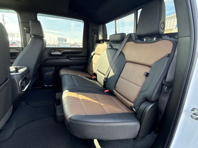 Certified 2024 Chevrolet Silverado 3500 High Country w/ Technology Package image 23