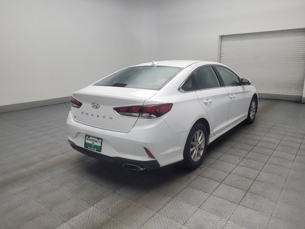 Used 2019 Hyundai Sonata SE w/ Cargo Package FWD image 9