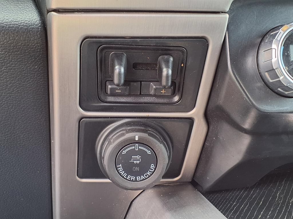 Used 2022 Ford F250 Platinum AWD/4WD image 32