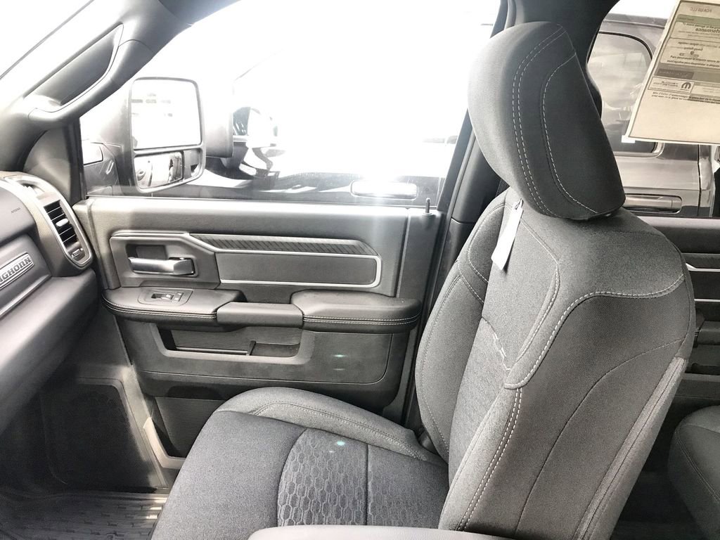 New 2026 RAM 2500 Big Horn AWD/4WD image 23