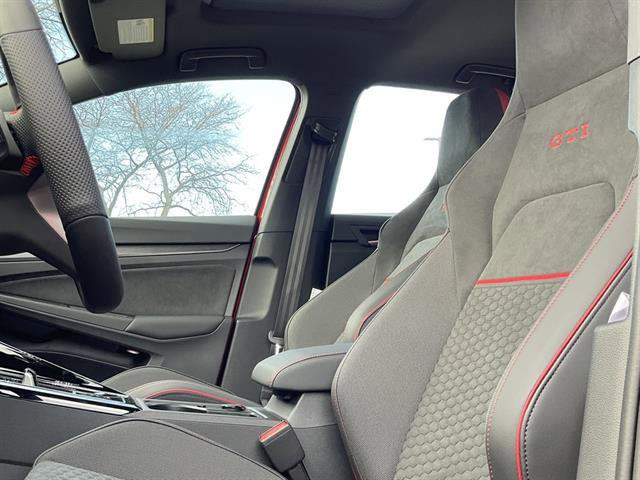 New 2026 Volkswagen GTI SE image 9