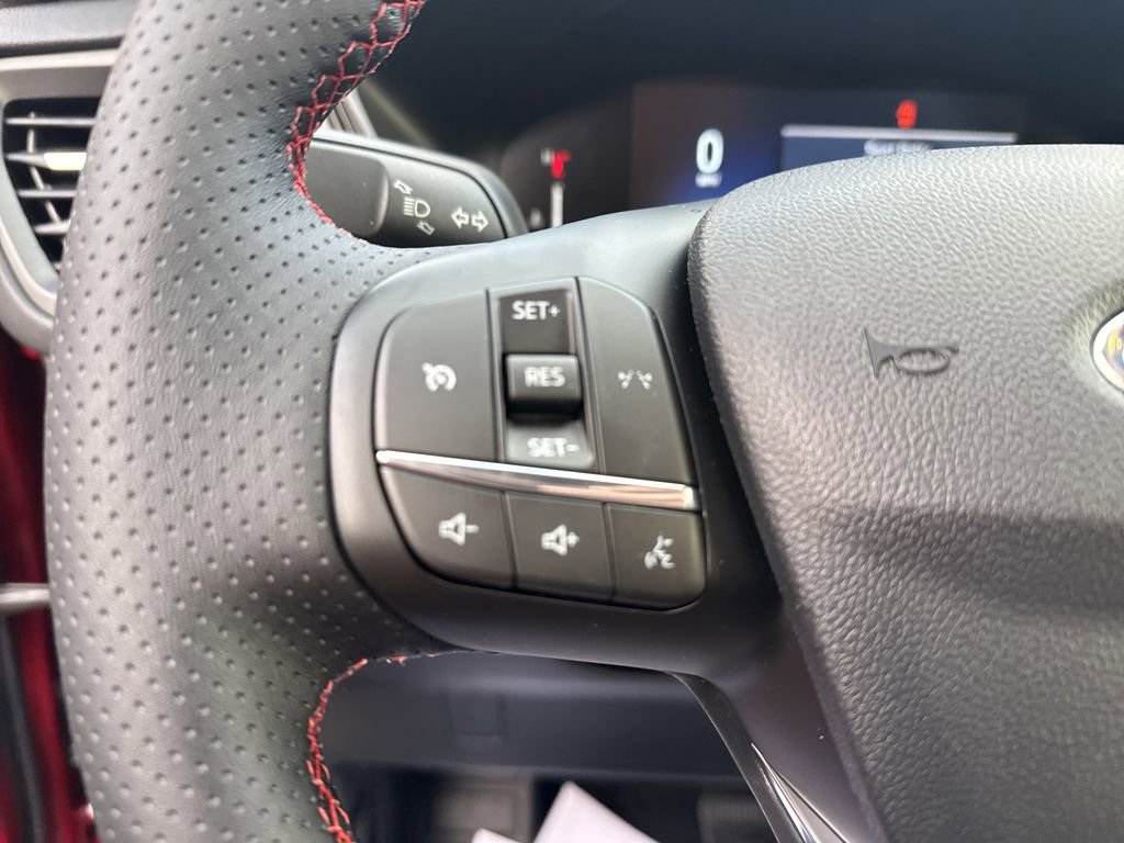 New 2026 Ford Escape ST-Line w/ Cold Weather Package AWD/4WD image 18