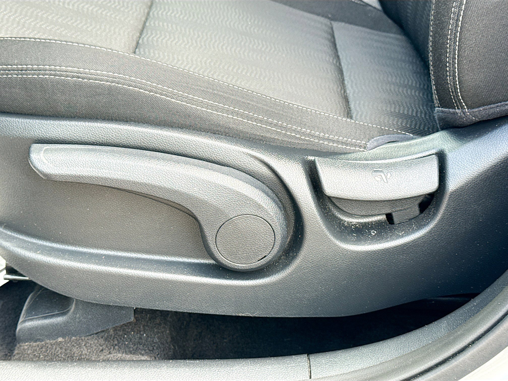 Used 2019 Kia Sportage LX image 23