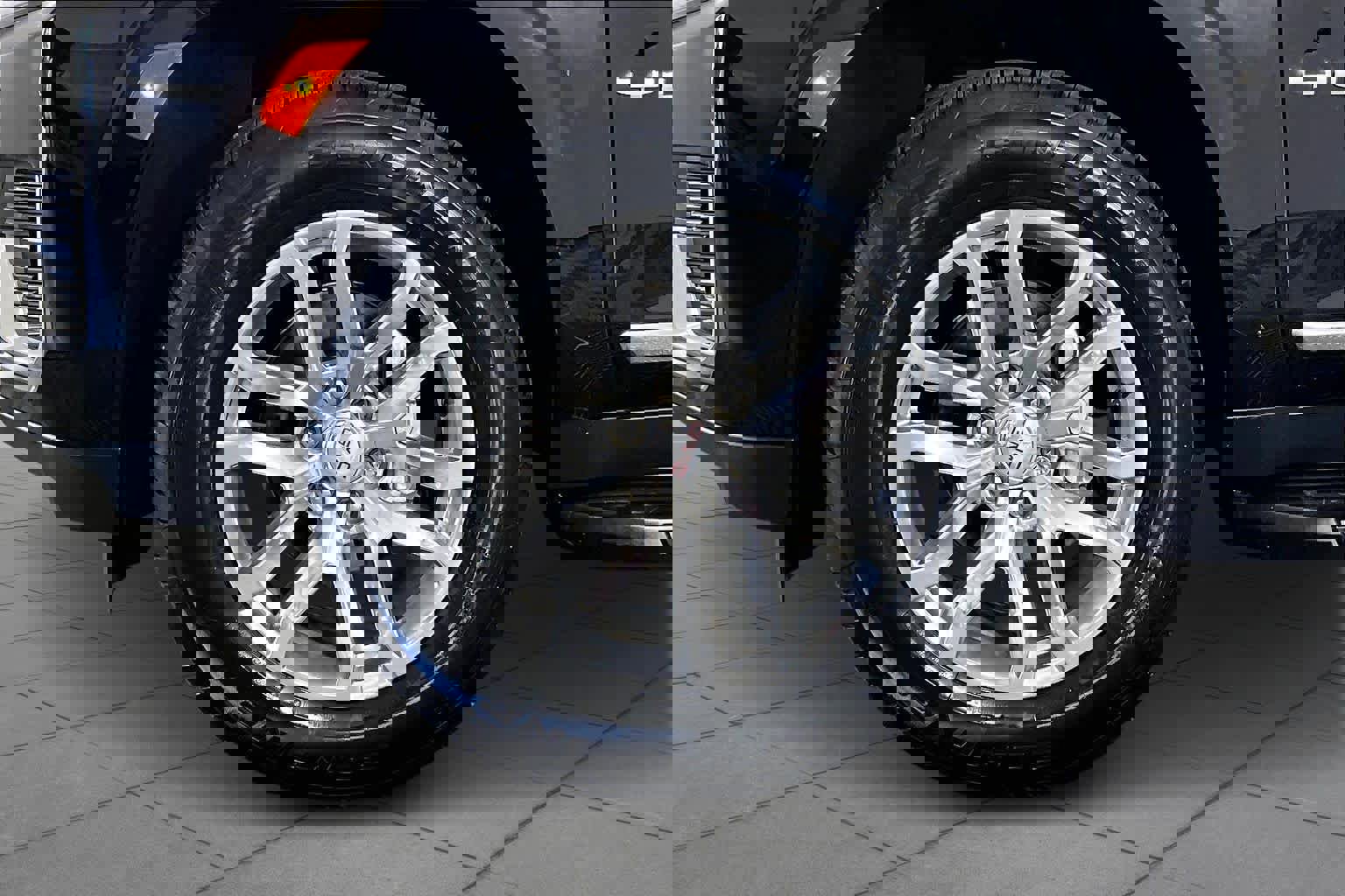 Certified 2022 GMC Yukon SLT w/ SLT Premium Package image 11