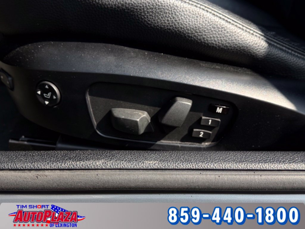 Used 2009 BMW 135i Convertible RWD image 12