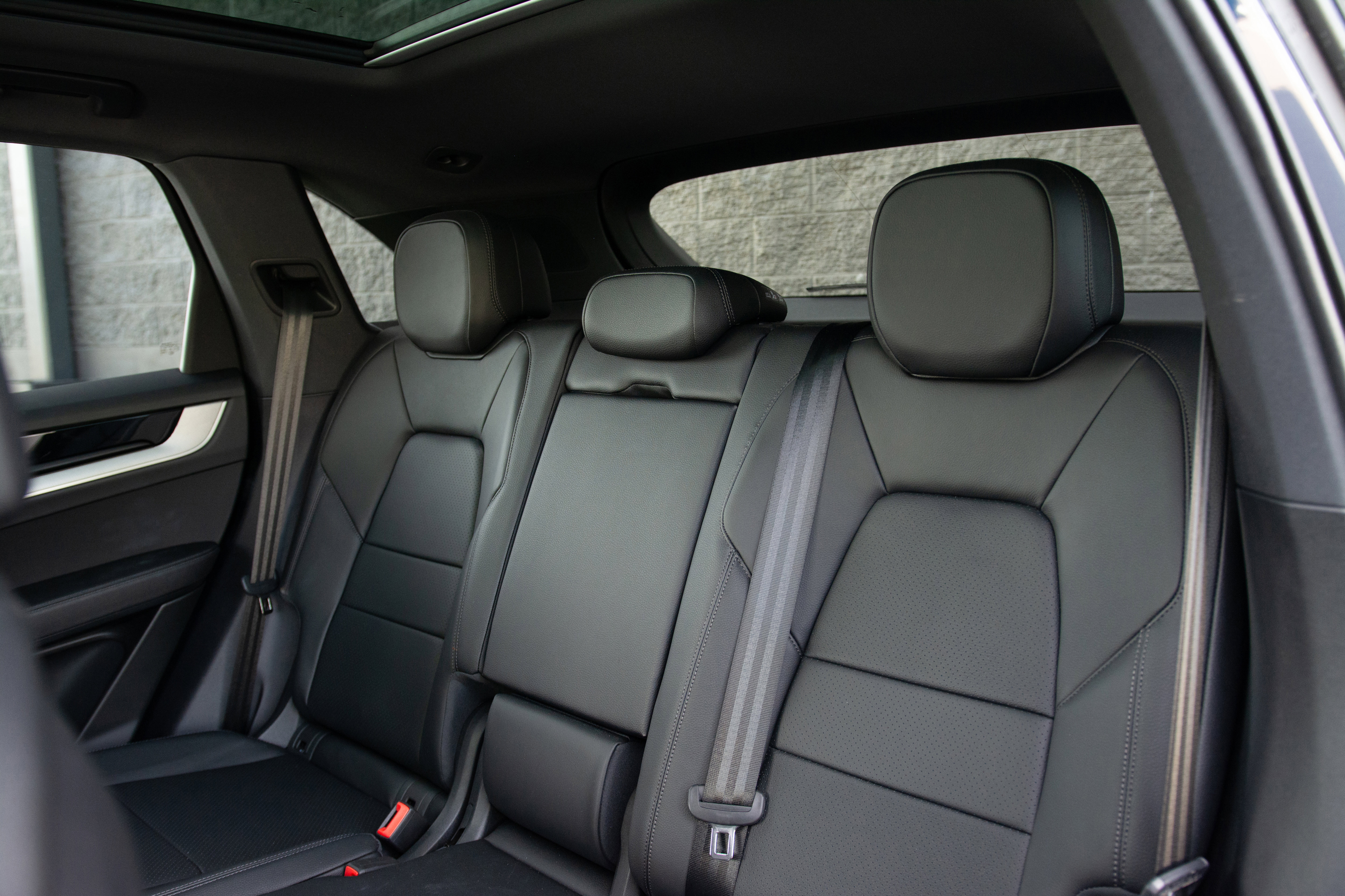 Certified 2025 Porsche Cayenne E-Hybrid image 29