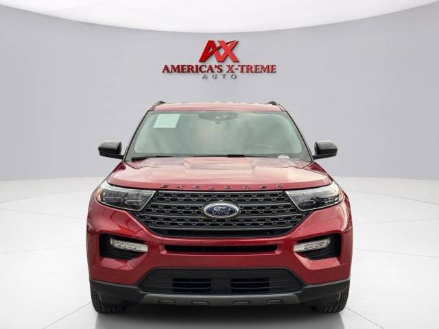 Used 2024 Ford Explorer XLT w/ Equipment Group 202A RWD image 9