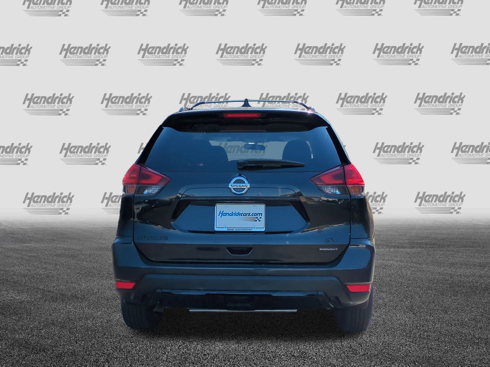 Used 2018 Nissan Rogue SV w/ Premium Package image 9