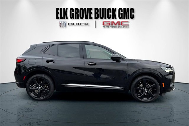 Used 2022 Buick Envision Essence w/ Sport Touring Package image 3