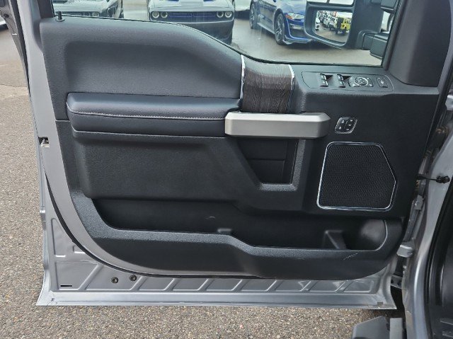 Used 2021 Ford F350 Lariat w/ Lariat Ultimate Package image 9