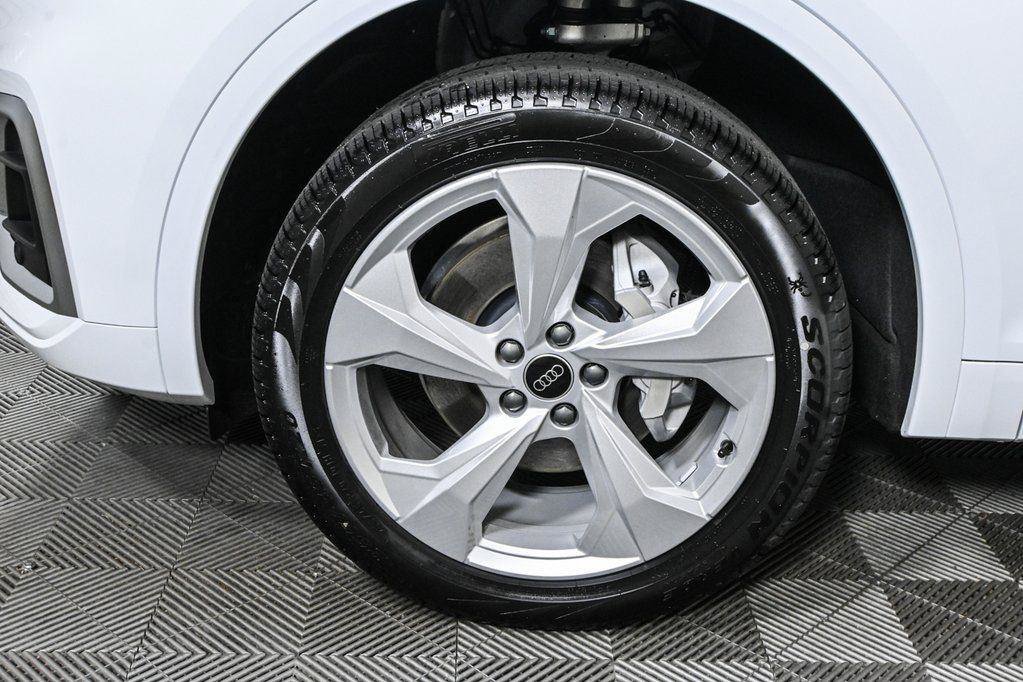 New 2025 Audi Q5 2.0T Premium Plus AWD/4WD image 39