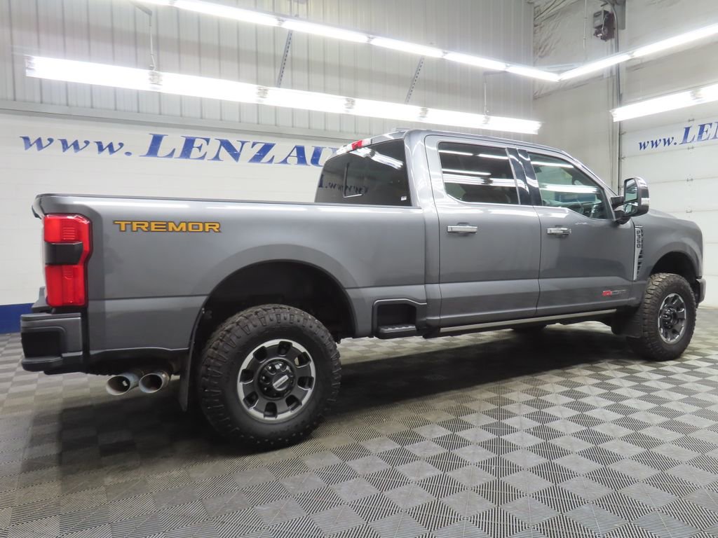 Used 2023 Ford F350 Platinum w/ Tremor Off-Road Package AWD/4WD image 6