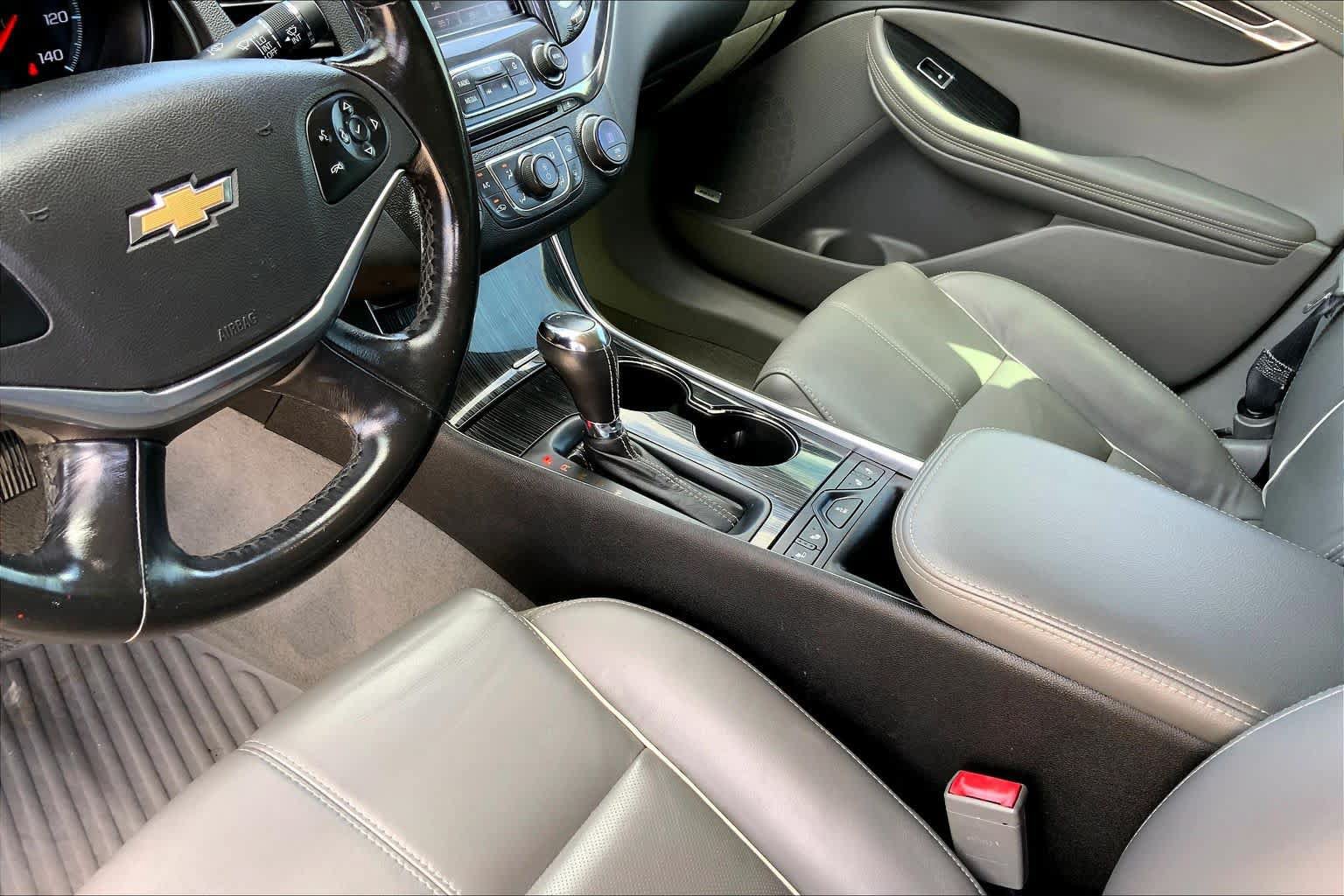 Certified 2018 Chevrolet Impala Premier FWD image 16