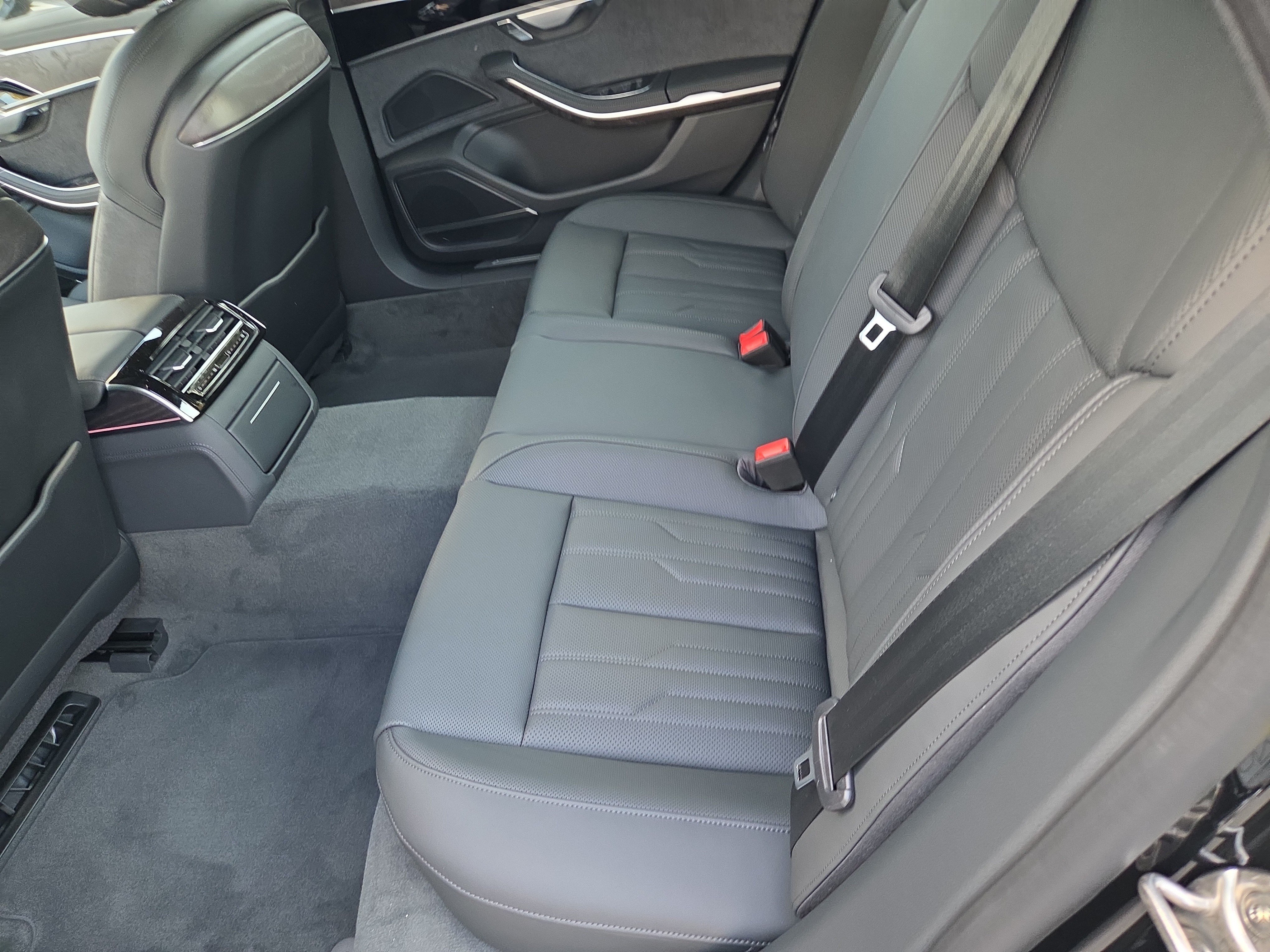 New 2027 Audi A8 L 3.0T AWD/4WD image 6