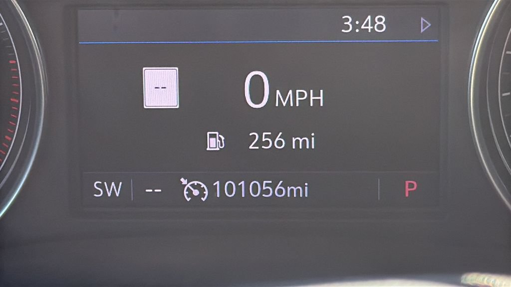 Used 2020 Buick Enclave Premium w/ Surround and Sites Package FWD image 19