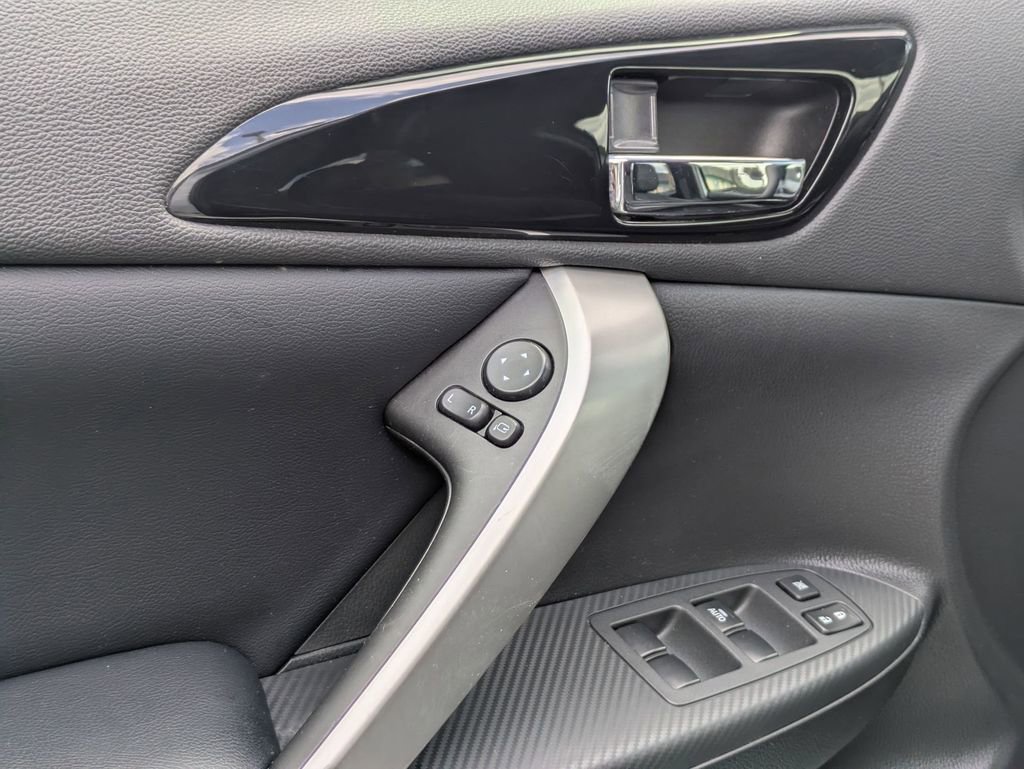 Used 2025 Mitsubishi Eclipse Cross SE AWD/4WD image 13