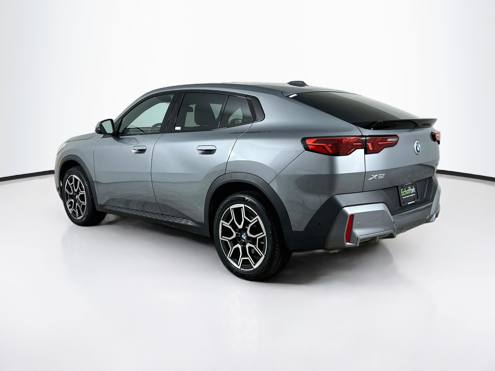 Used 2026 BMW X2 xDrive28i w/ Convenience Package AWD/4WD image 5