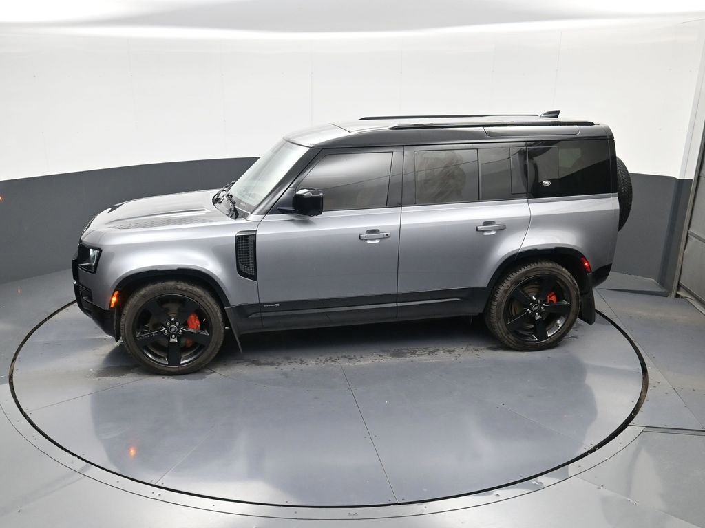 Used 2021 Land Rover Defender 110 X AWD/4WD image 28