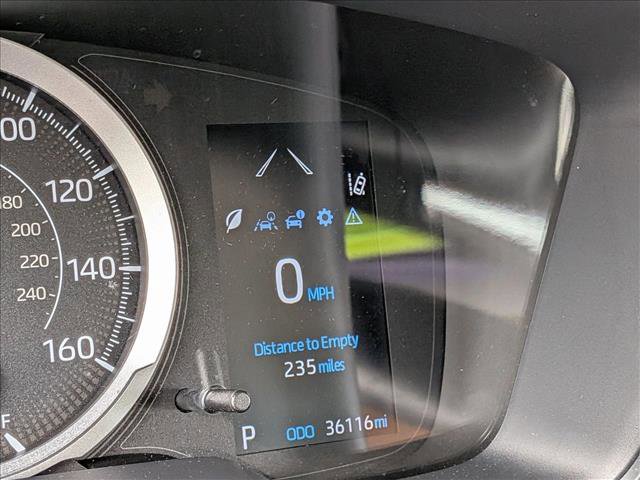 Used 2021 Toyota Corolla LE FWD image 4