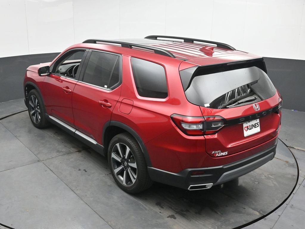 Used 2024 Honda Pilot Touring image 44