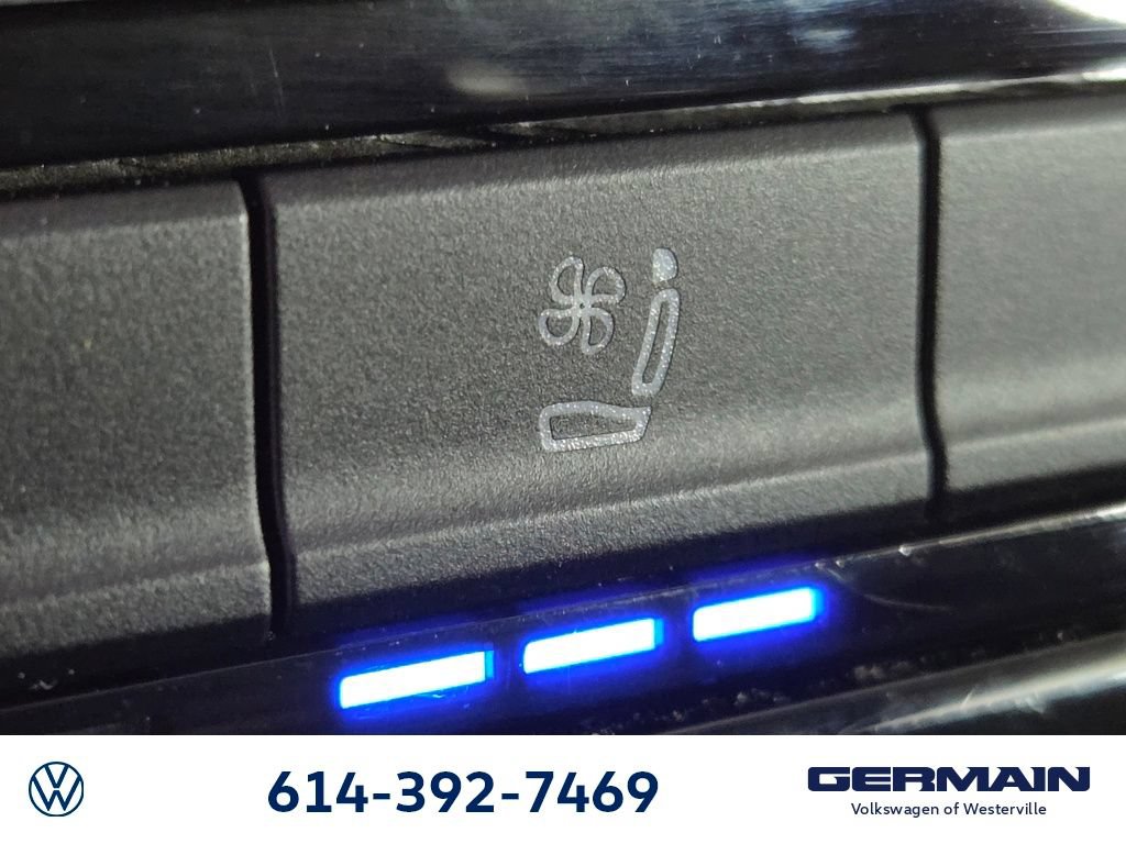 Used 2021 Volkswagen Atlas SEL Premium AWD/4WD image 29