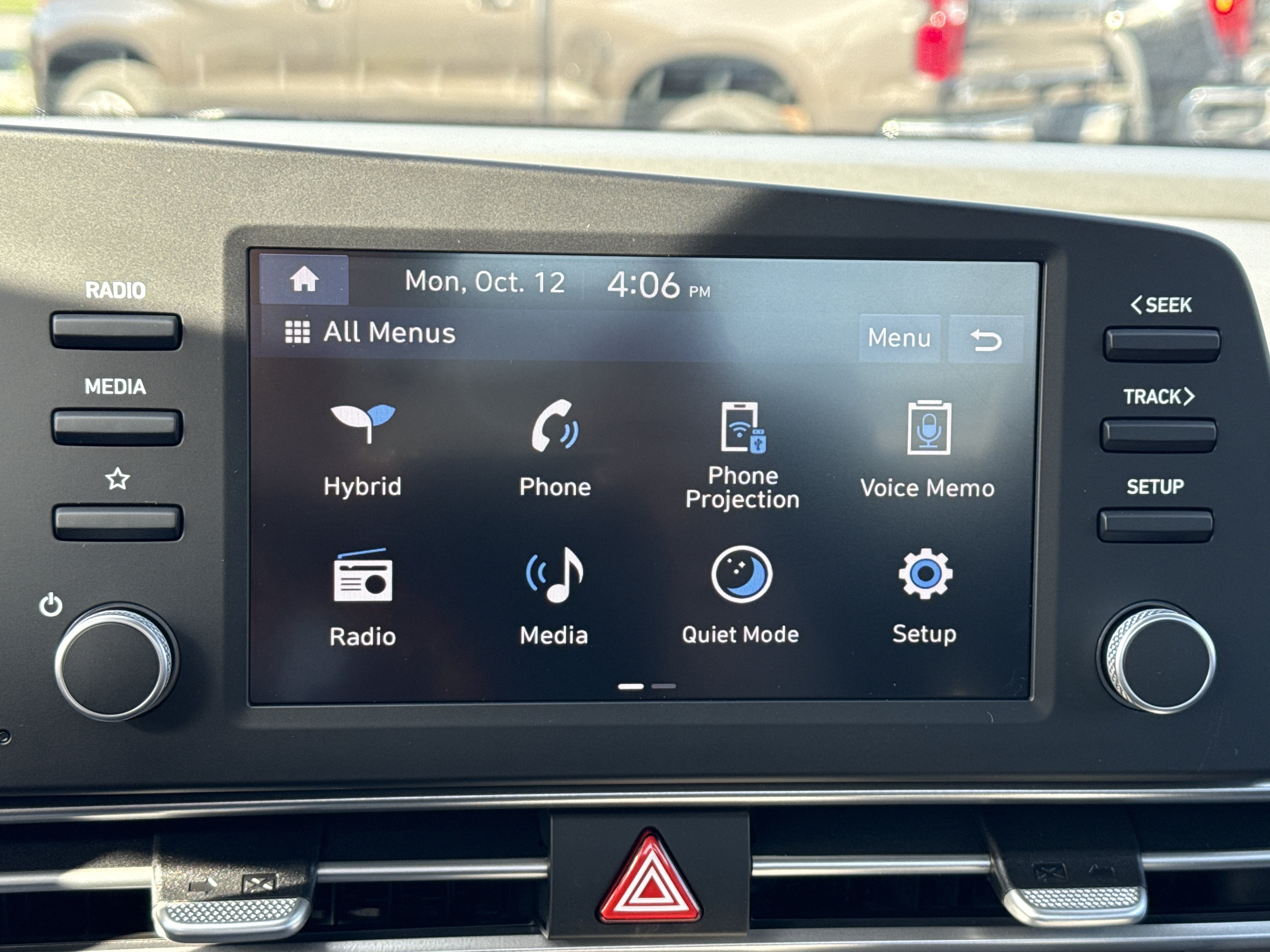 New 2026 Hyundai Elantra Hybrid FWD image 26