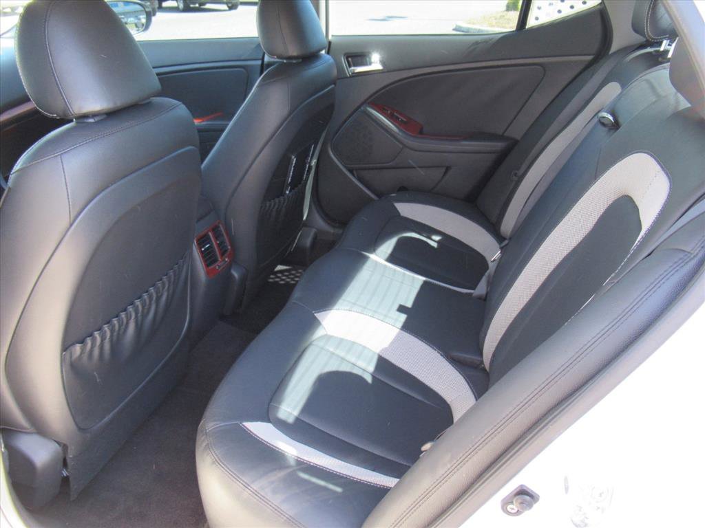 Used 2011 Kia Optima SX w/ Premium Pkg FWD image 32