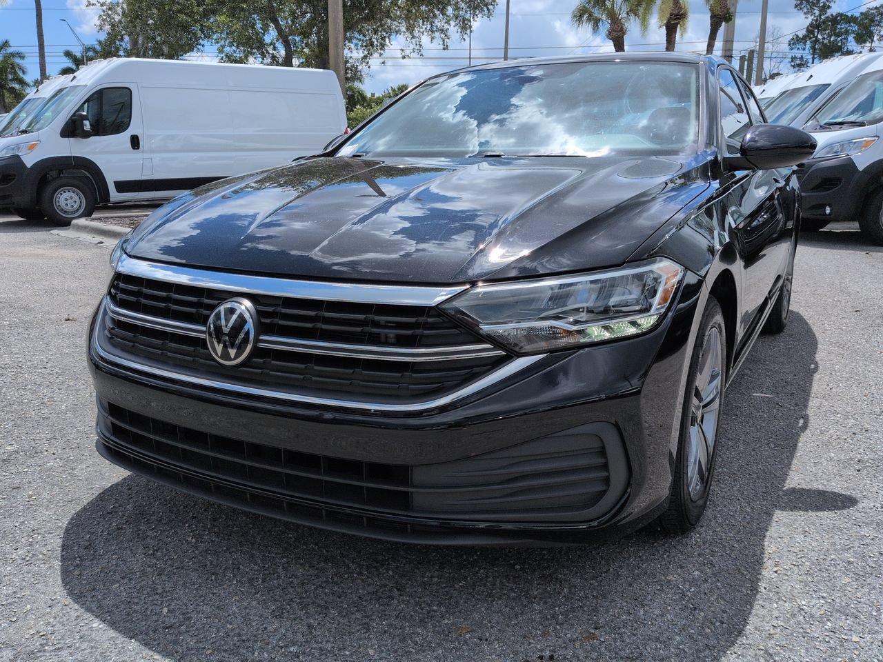 Used 2022 Volkswagen Jetta SE FWD image 9