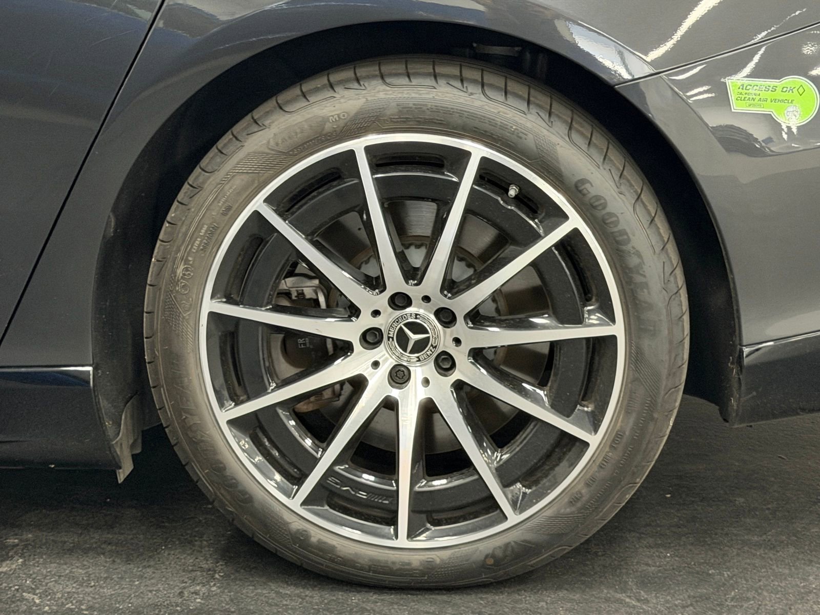 Certified 2023 Mercedes-Benz EQS 580 4MATIC Sedan image 17