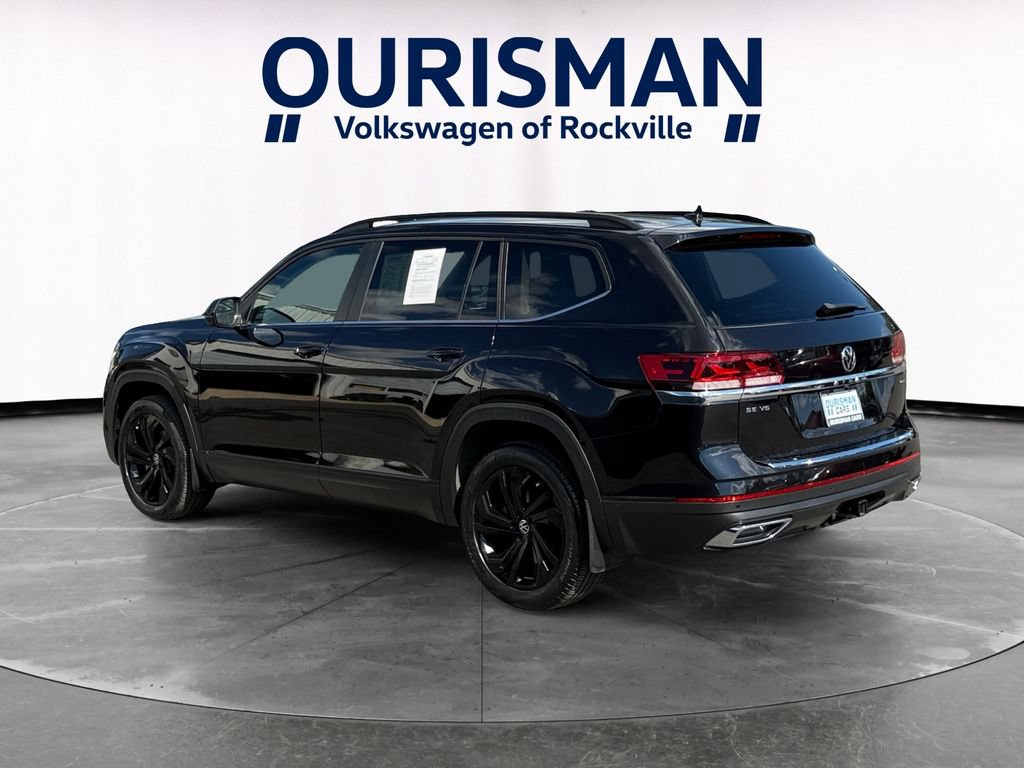 Used 2023 Volkswagen Atlas SE w/ Black Wheel Package AWD/4WD image 4