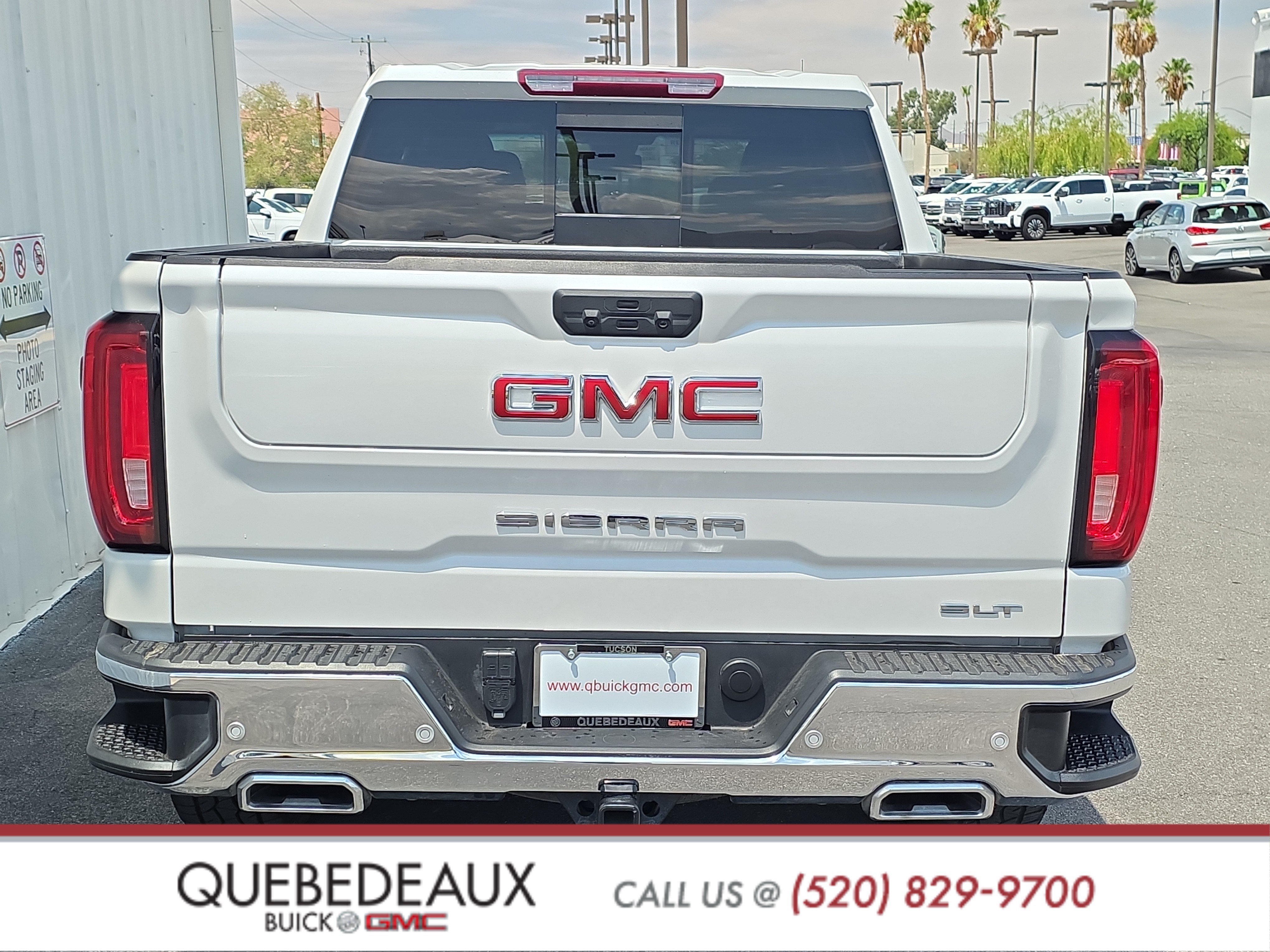 Used 2024 GMC Sierra 1500 SLT w/ SLT Premium Plus Package AWD/4WD image 7
