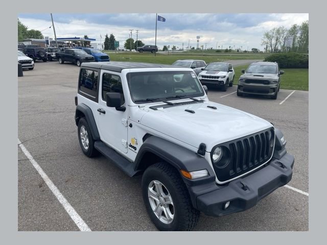 Used 2023 Jeep Wrangler Sport AWD/4WD video 1